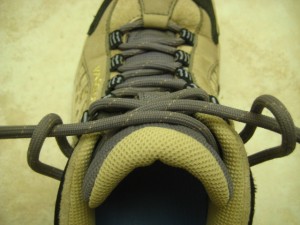 hiking boots for narrow feet